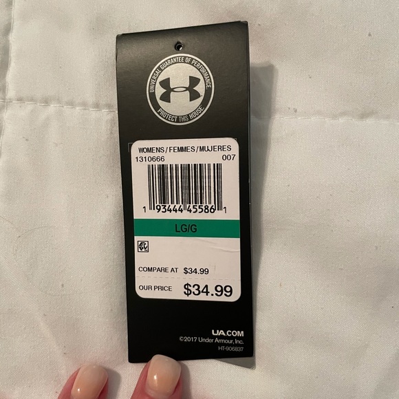 Under Armour Sports Bra - Picture 4 of 4